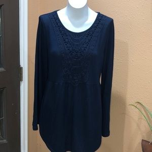 Weekend by suZanne betro NWT blue top